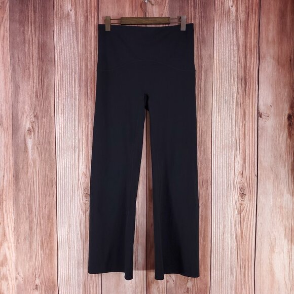 Spanx Womens Size 1X Booty Boost Flared Yoga Pants Black Stretch 50243R - Picture 1 of 11